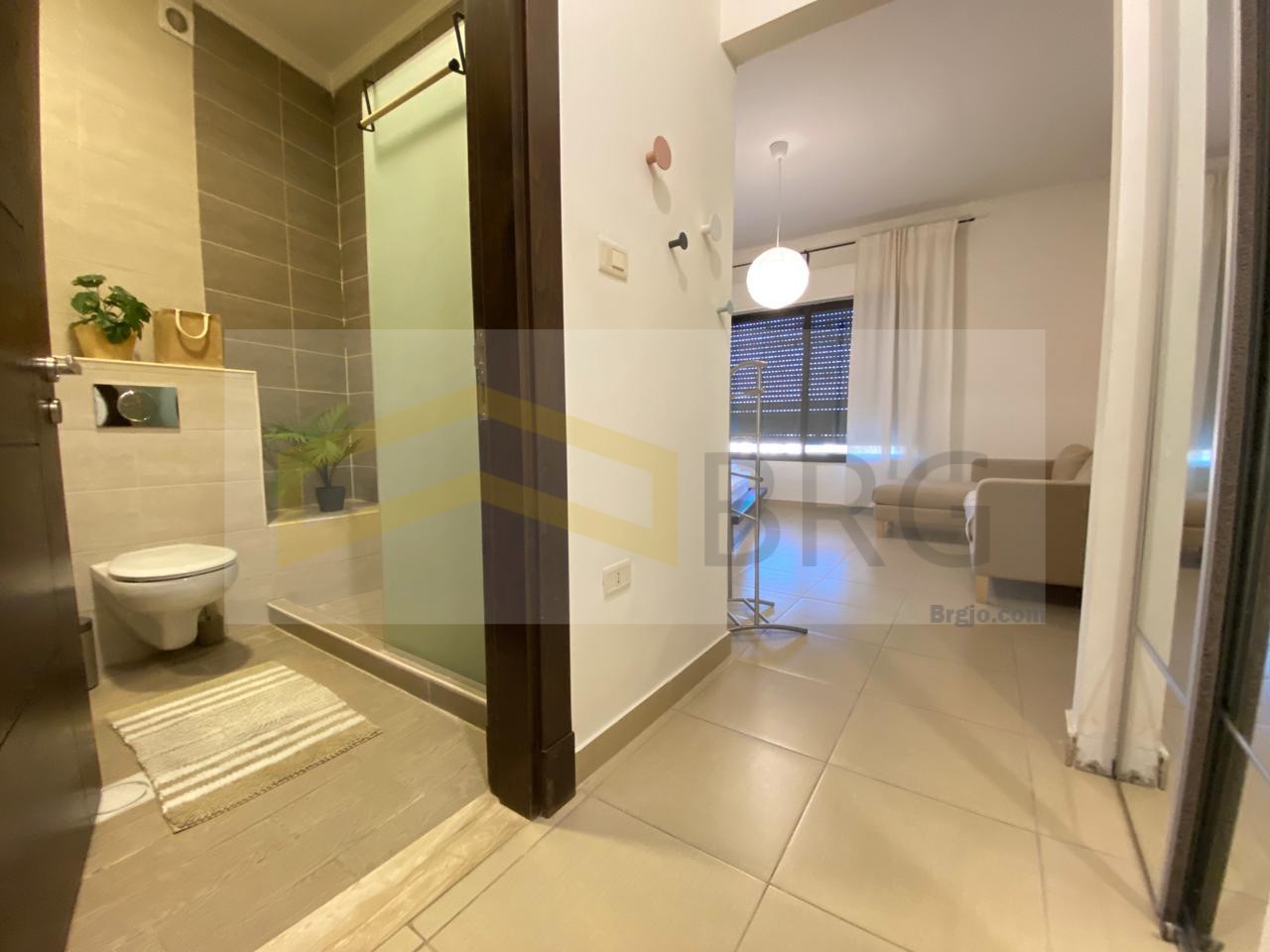 198bb34a-4050-42d4-a4e7-60951fd432b6