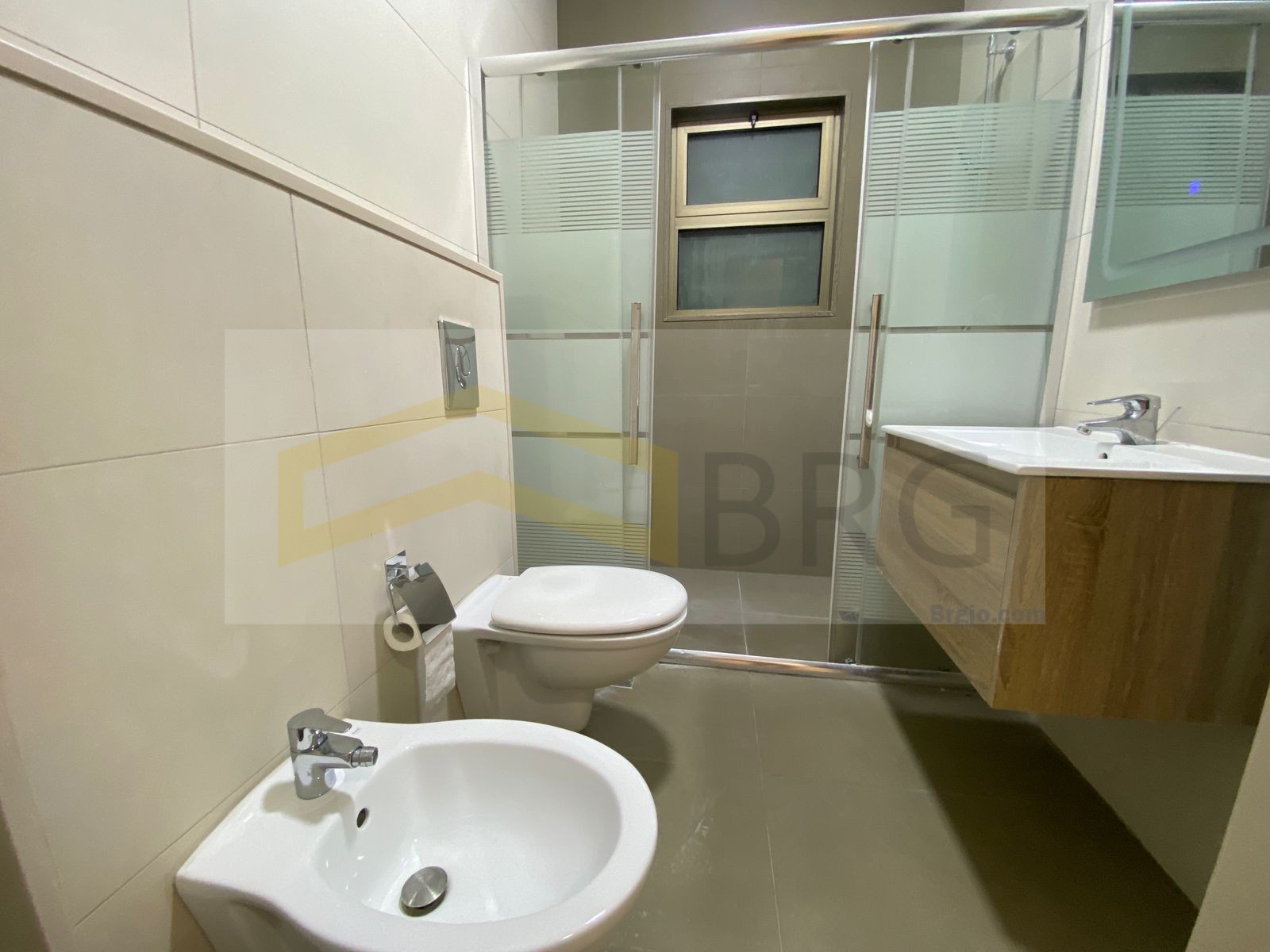 29e8a2f1-e9ef-4490-a490-ecad0b74ee13