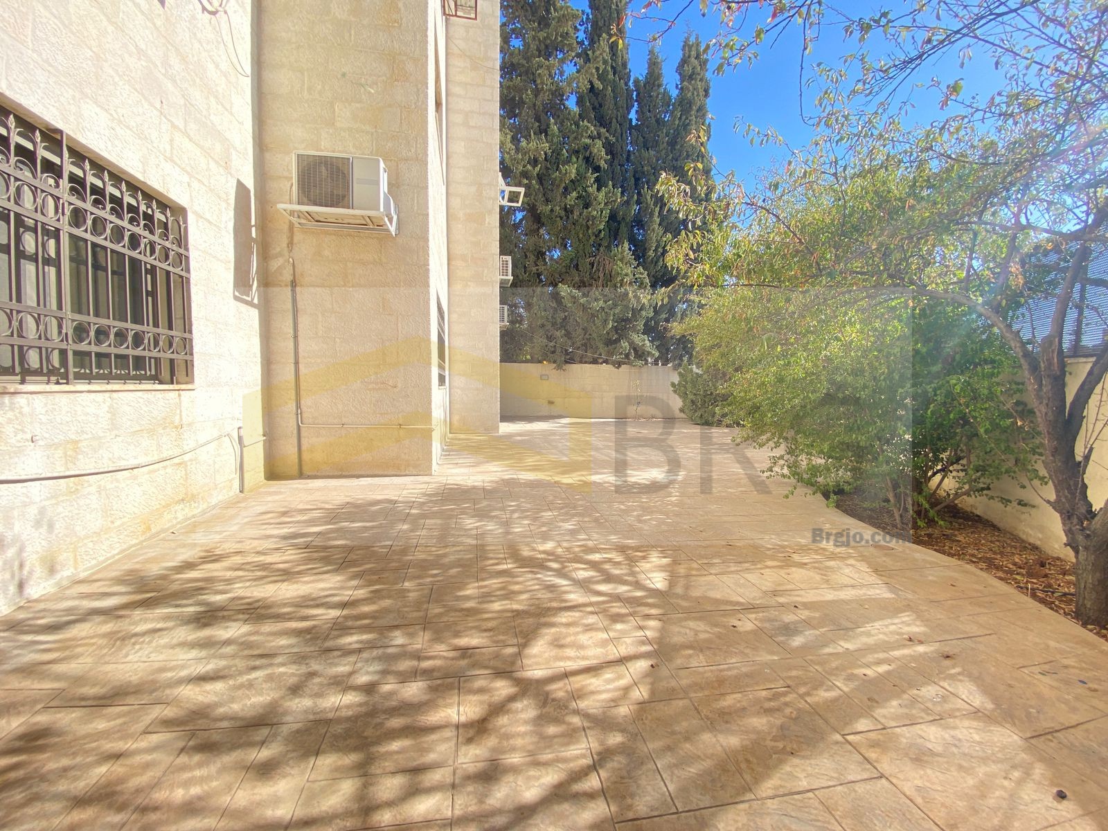 2c8189c9-77cb-45c5-941a-0ad83a57c7b3