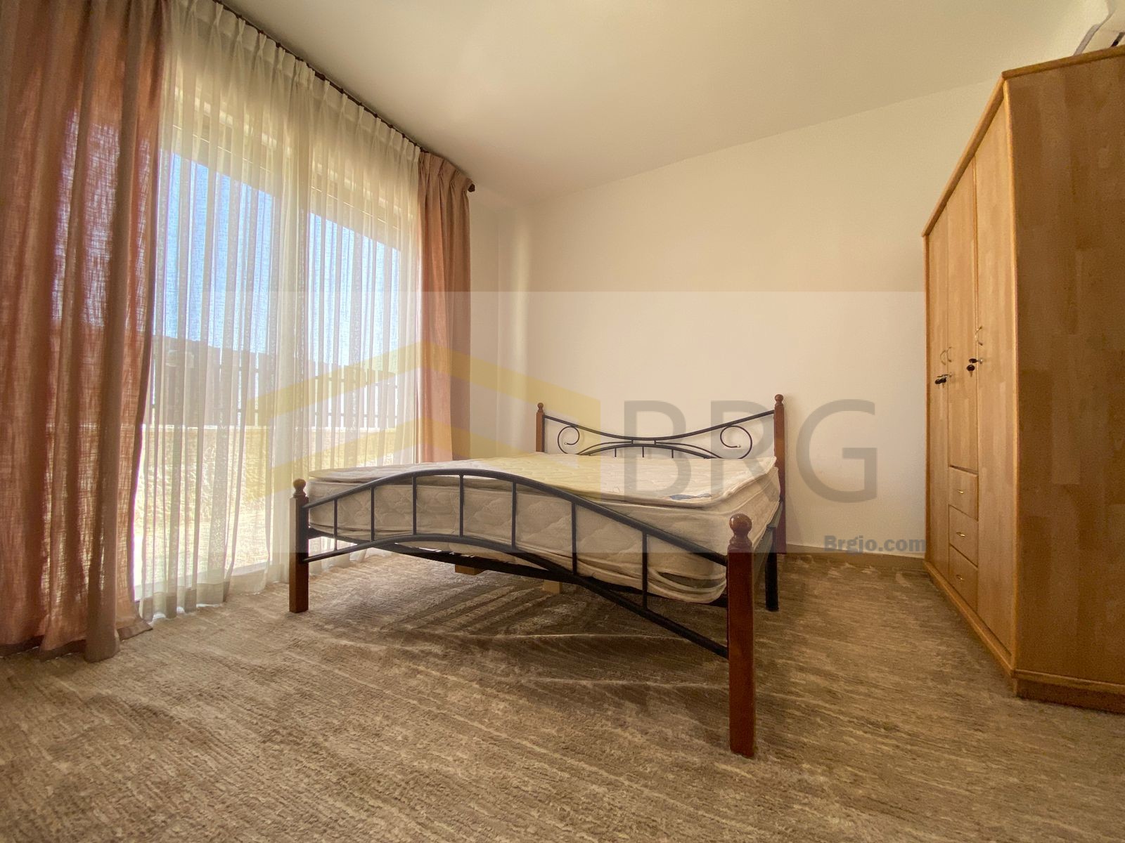 2e79cf77-ffe6-4c2c-956e-8fdf03687527