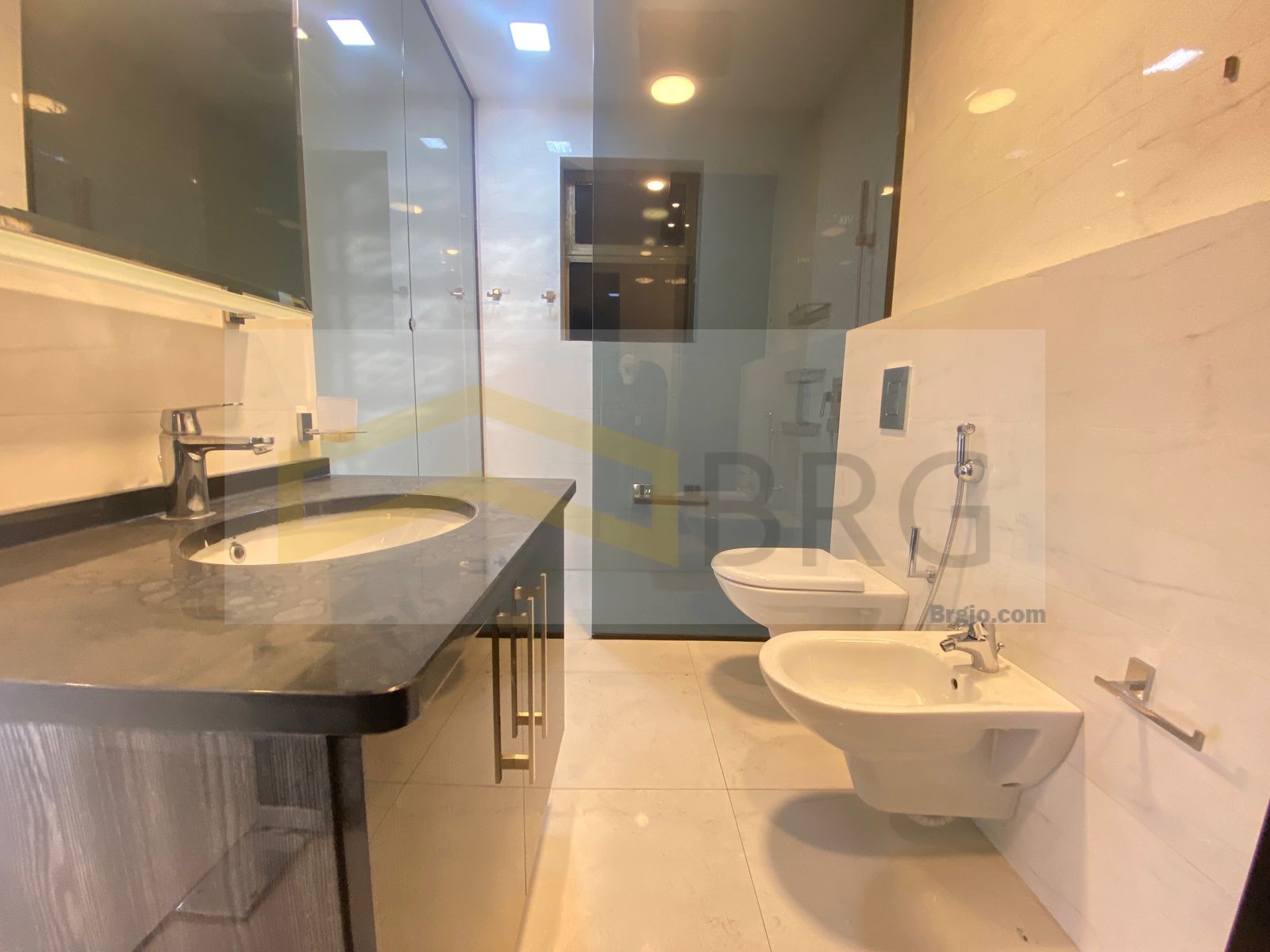 33b694af-018a-42e9-953c-272127b411e9