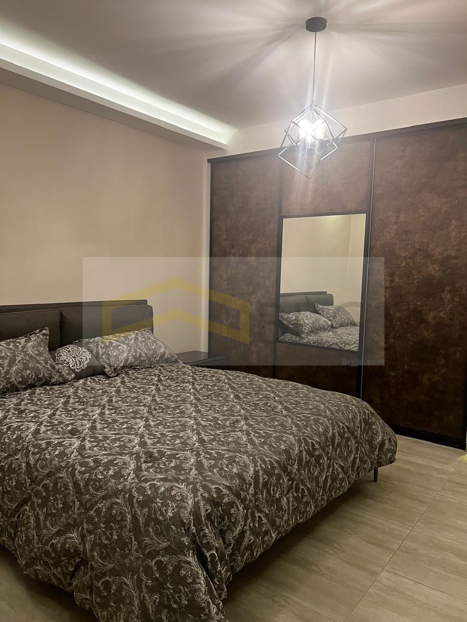 370dfd72-7c54-4e81-8779-c686cc56b48a