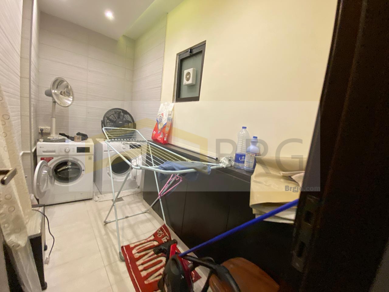 3f92ca1d-51a3-4156-9c3f-9a4a890a7806