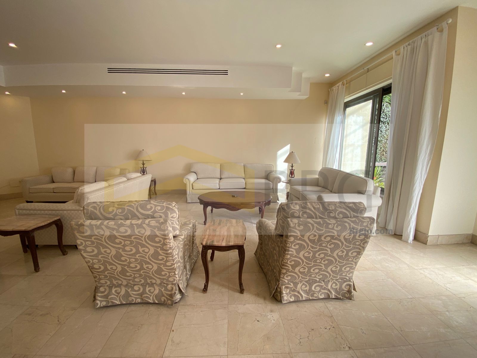 56fb07f2-bedb-4b1e-9b00-9a0043438e84