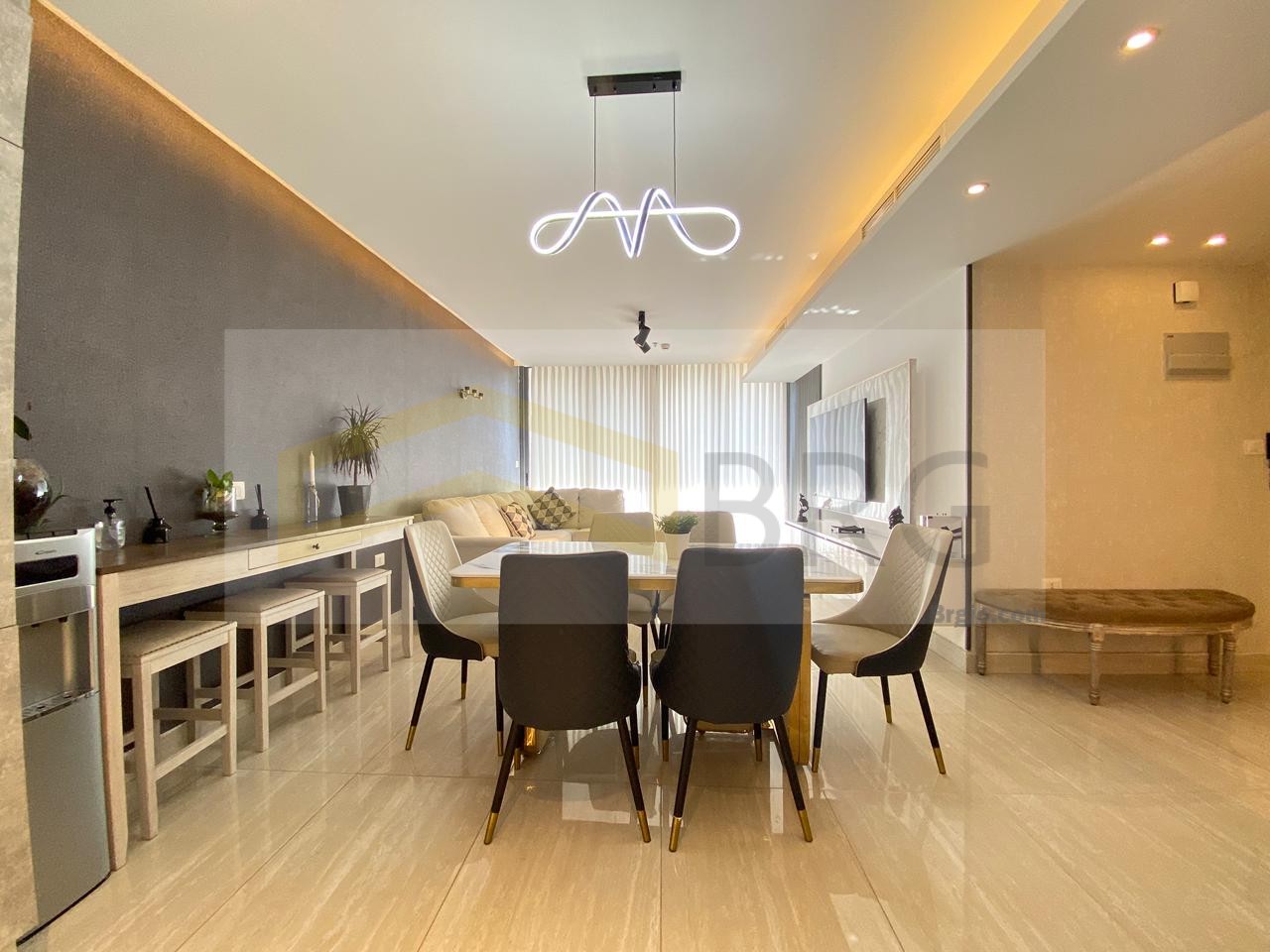 63defc48-c999-458d-8cfd-25ab576374b5