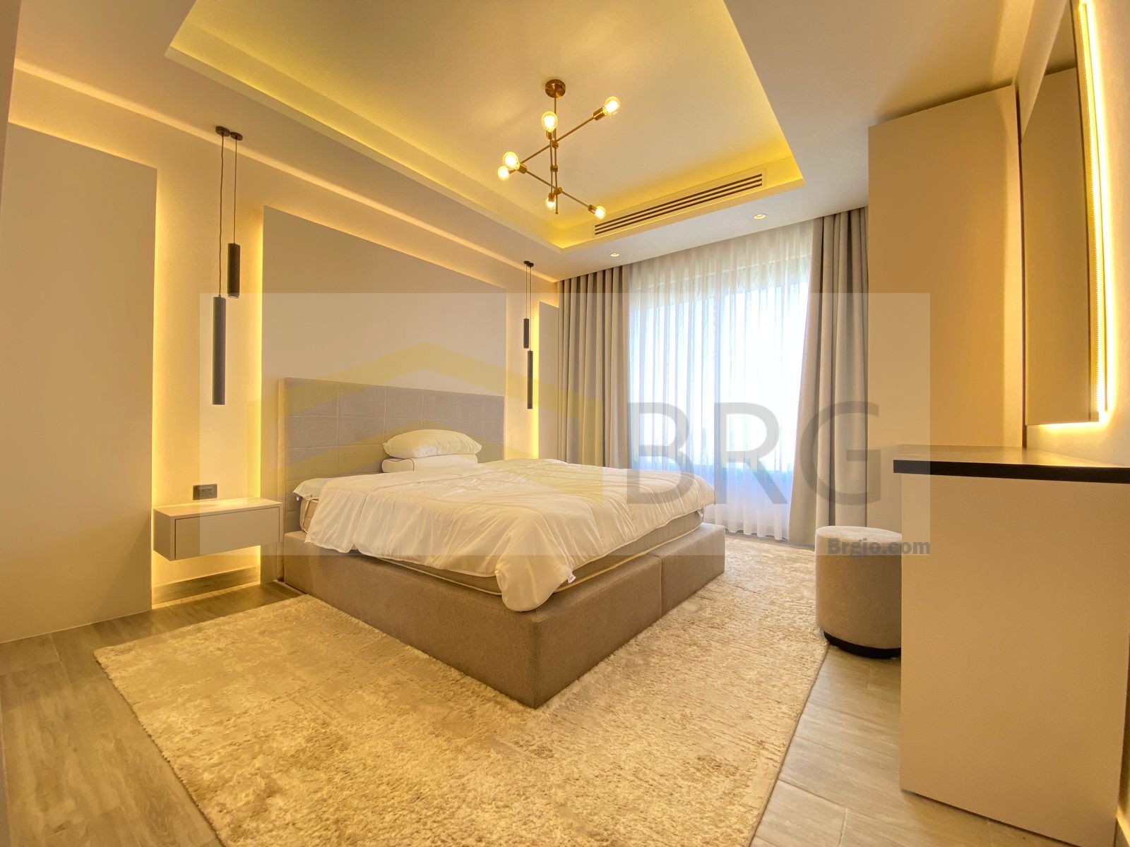 70e7dd1c-b6cf-4250-babe-fe3098022137