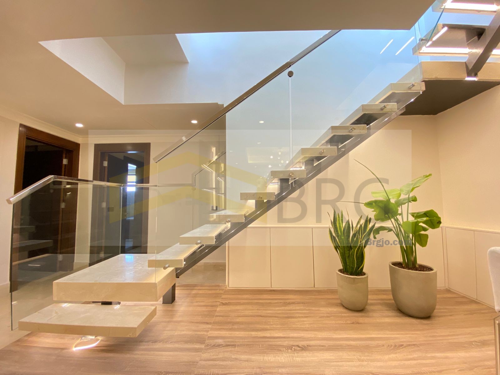 74bf2869-8d24-4253-a5e5-44f36096e15b (1)