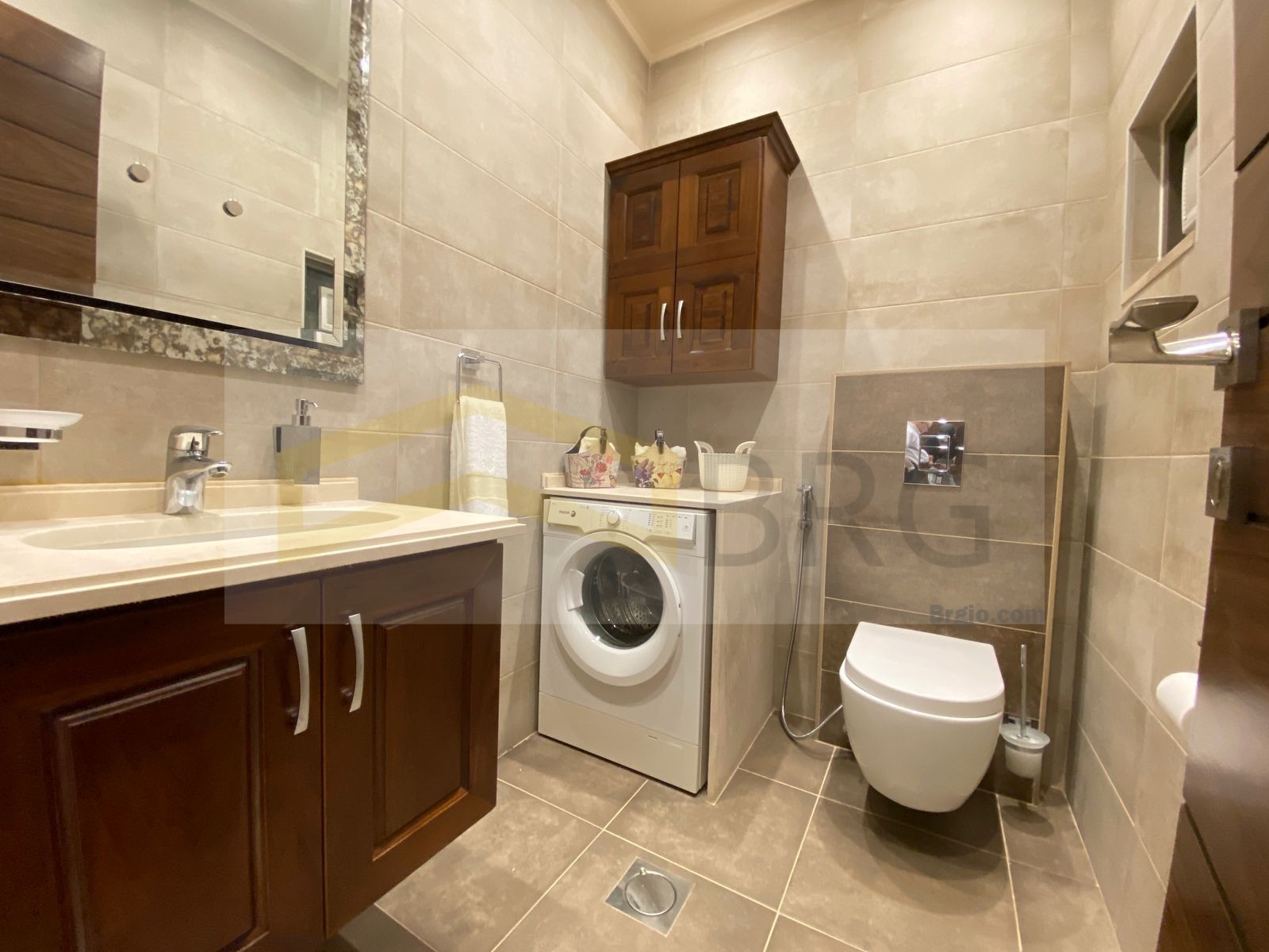 76ecbb5a-15f1-498b-ad0d-c08bc37cf3db