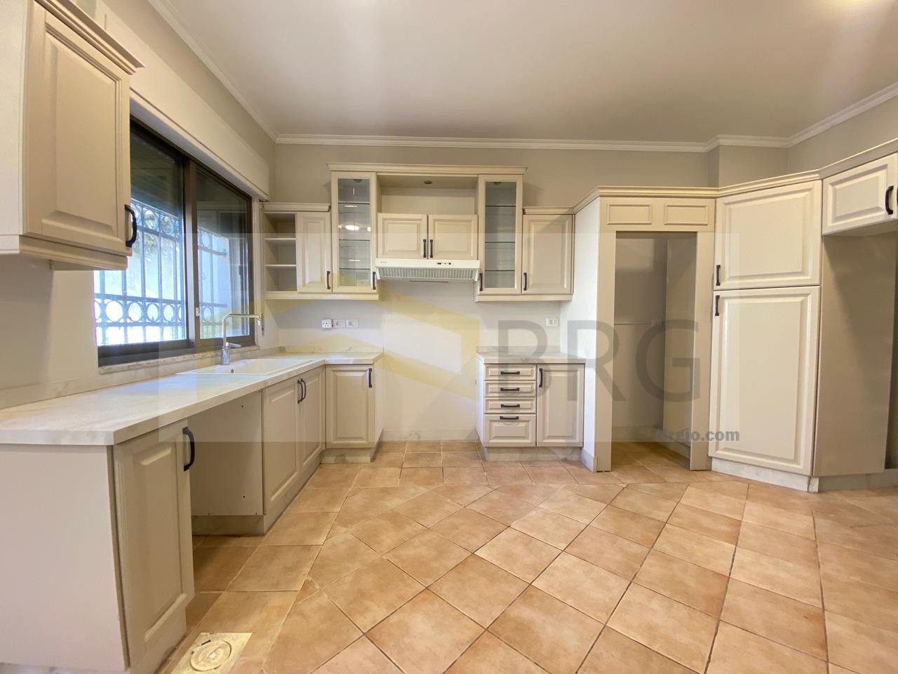 9290270e-43fe-4b36-8854-c69f4173036d