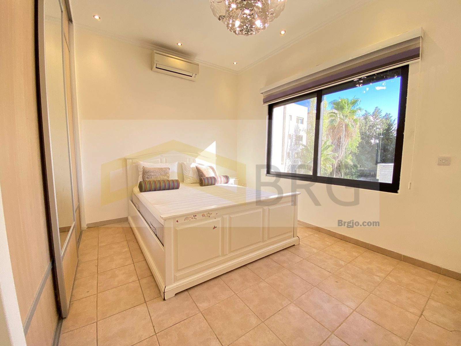 949c5810-9f59-482c-ab1d-bb6ecb89b358