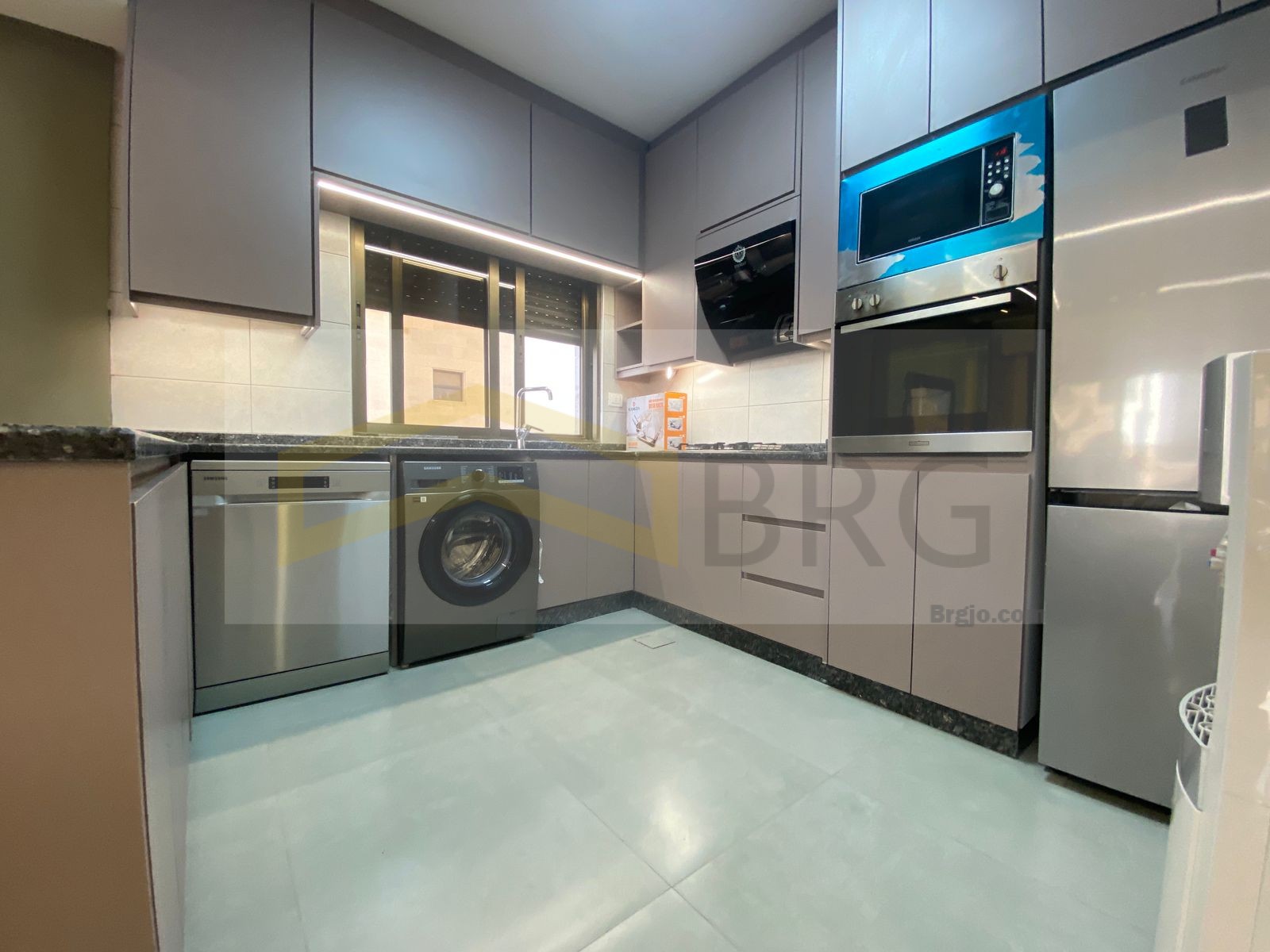 953bedd7-00d1-4031-82c3-1b53c618c56c