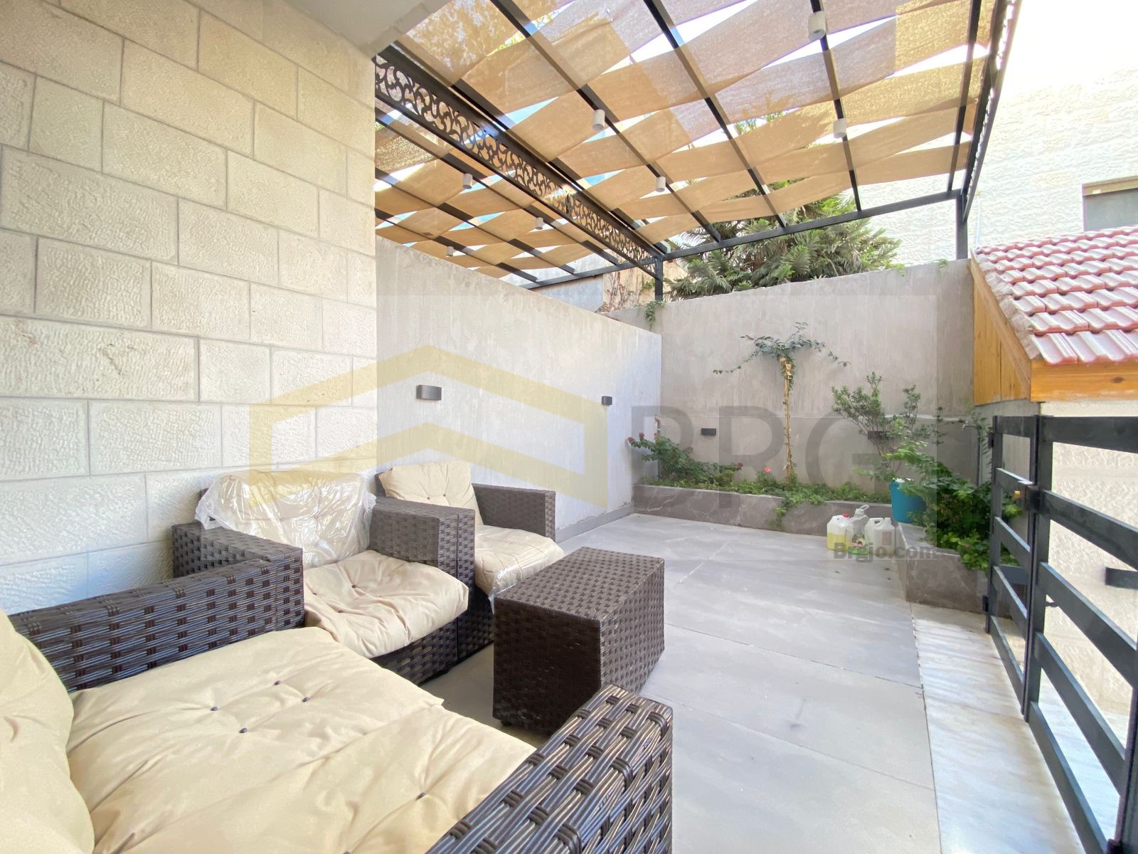 9832a190-03e6-467f-8e9d-b69b1ae34dc5