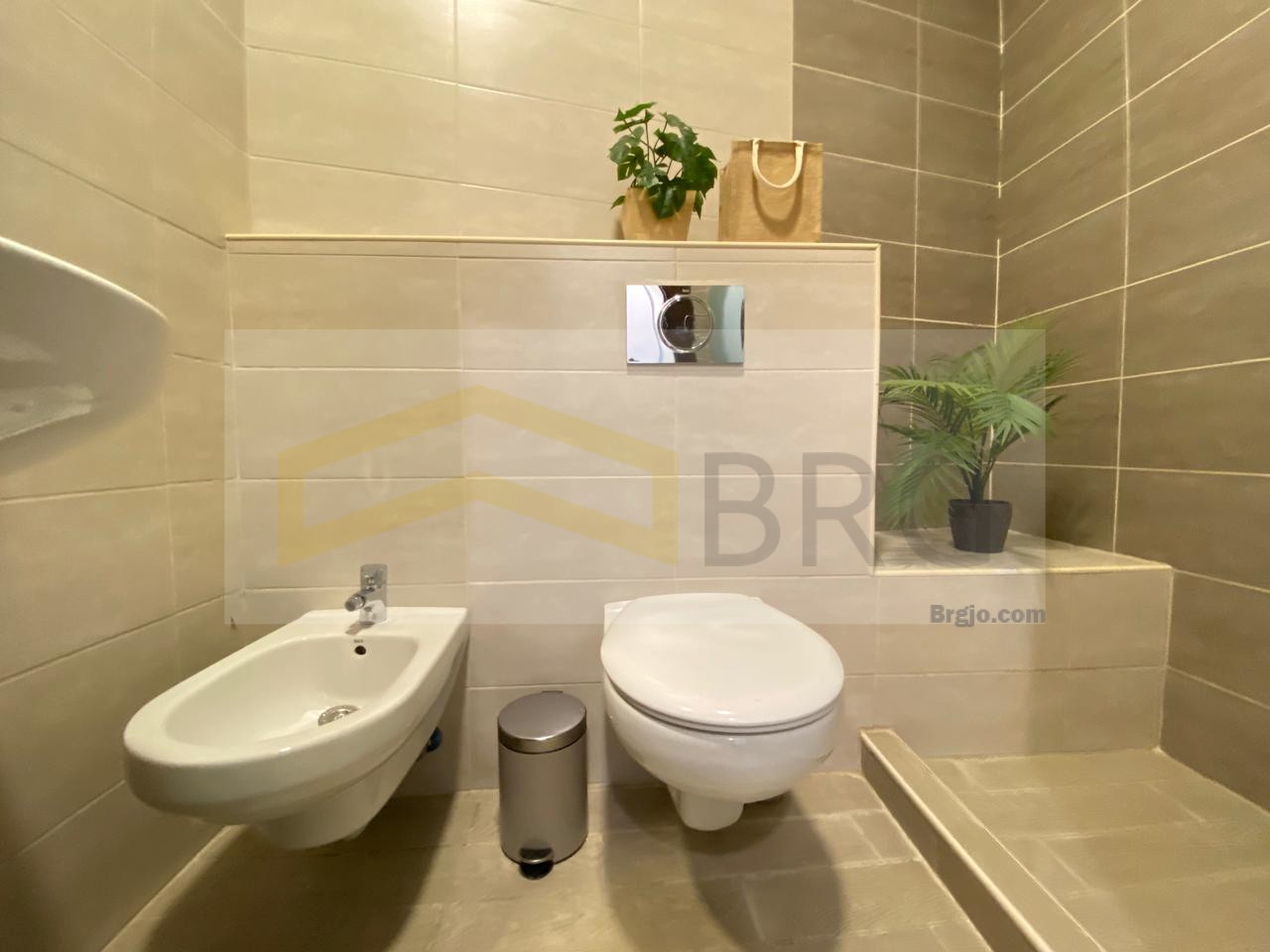 ab1aab6b-b7d2-457f-9f80-706faf60dd04