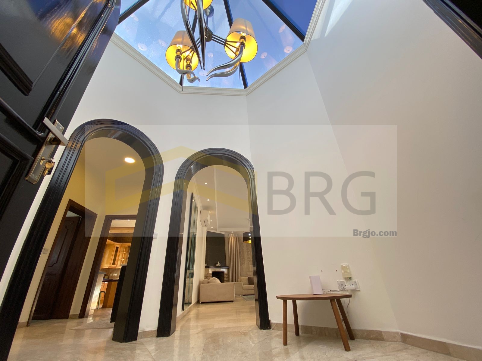 b102b70e-5b7c-4d4d-a912-08556fc12ee1