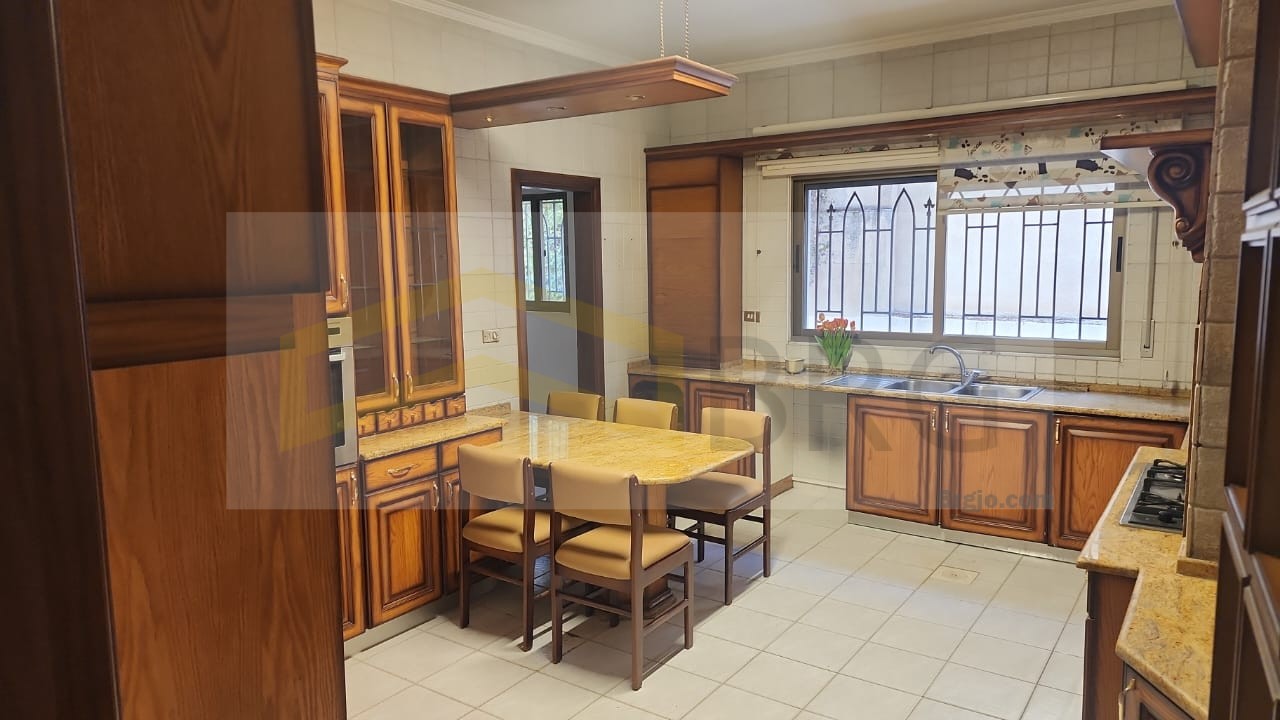 b1138c13-5cb9-4c41-b3ed-01089f128258