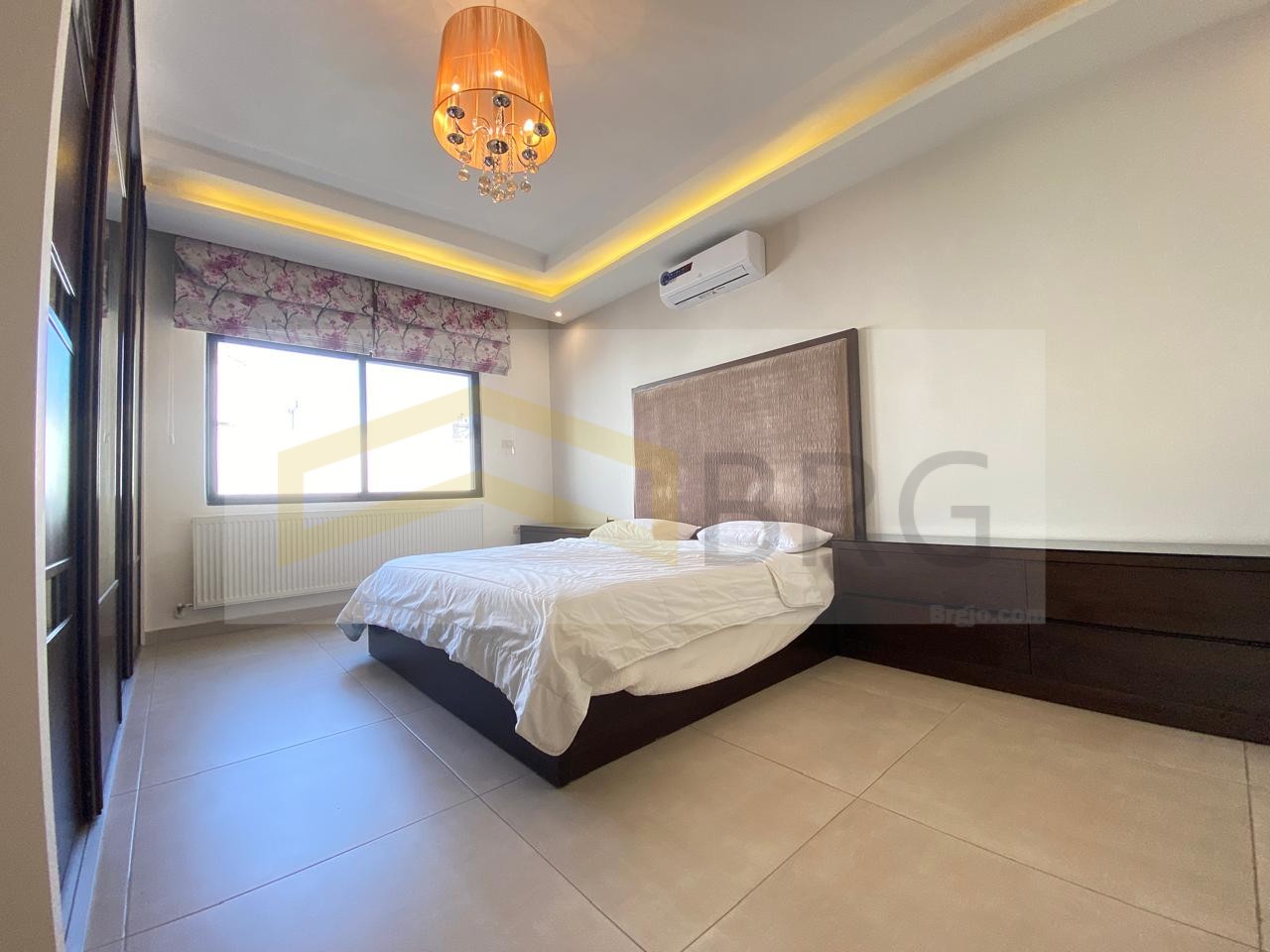 b32fe523-f8f5-4dfc-8a40-88985b09c6ab