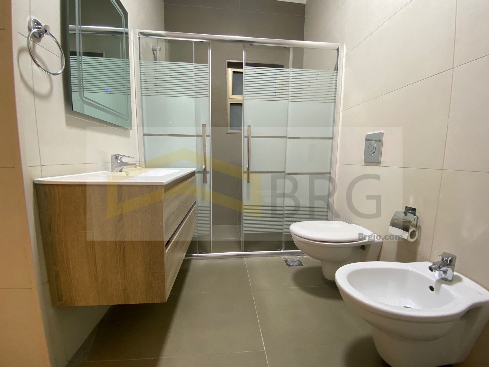 baf39946-3191-4d57-a1f1-8fd7b4f53a31