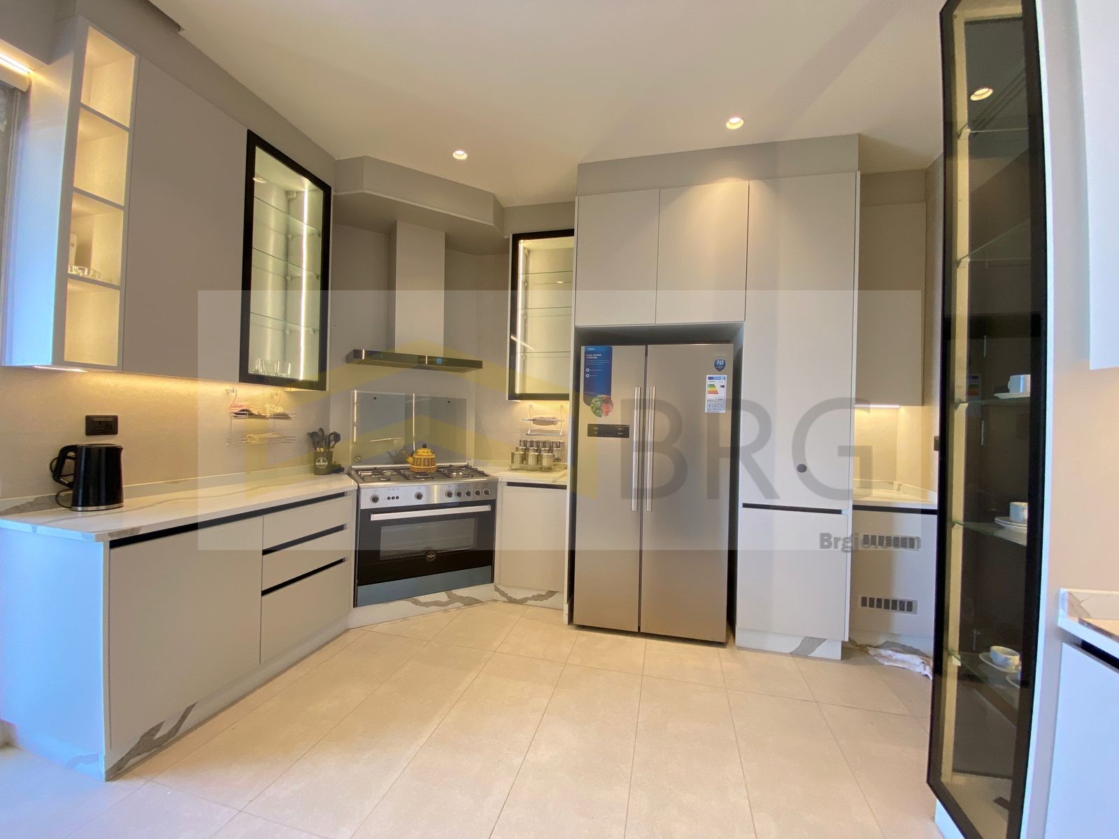 bff3f20e-ce39-479a-92e0-530f4119a58c