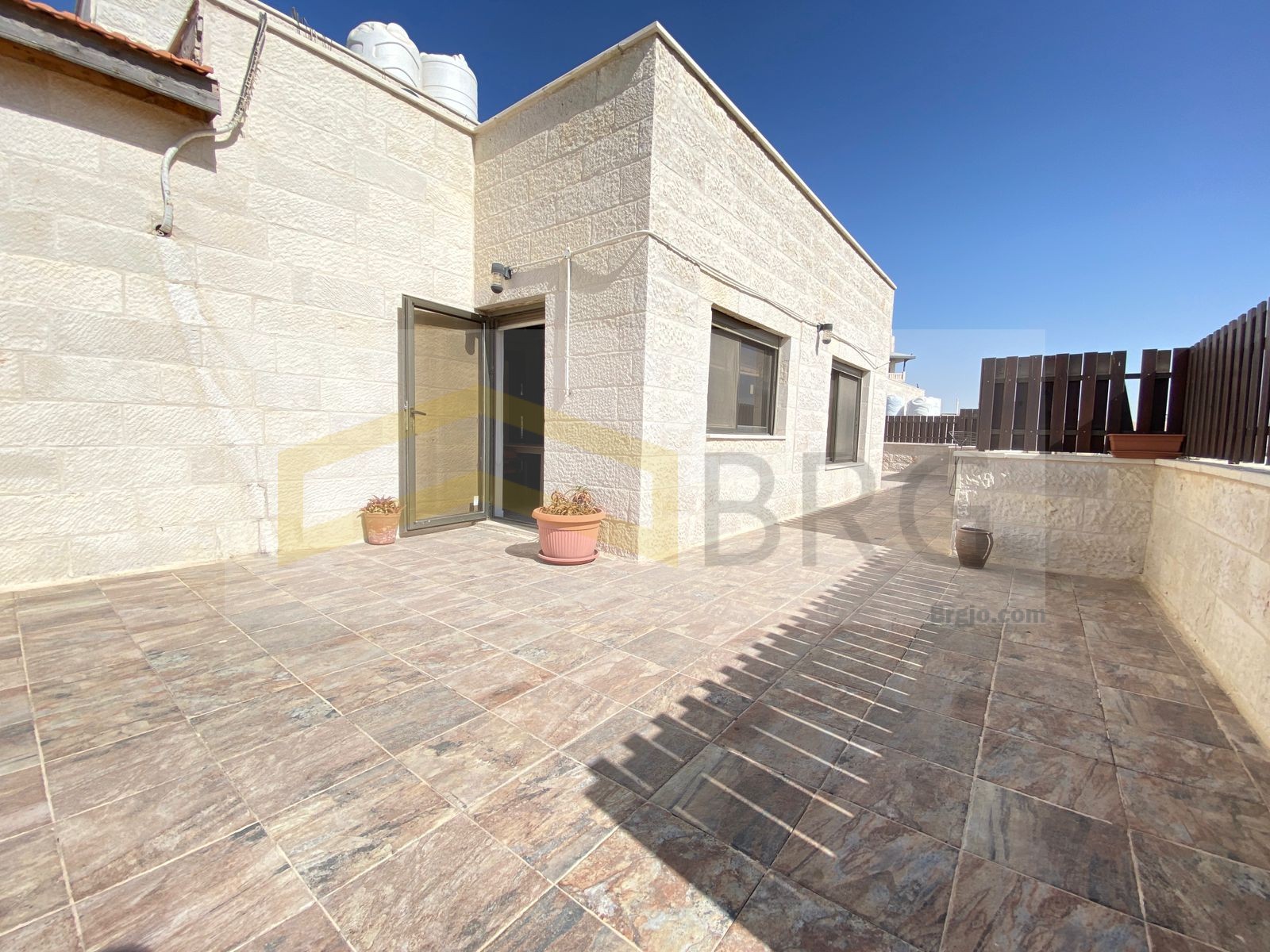 cb00d852-c935-411d-ab3a-e49e9da36a8a