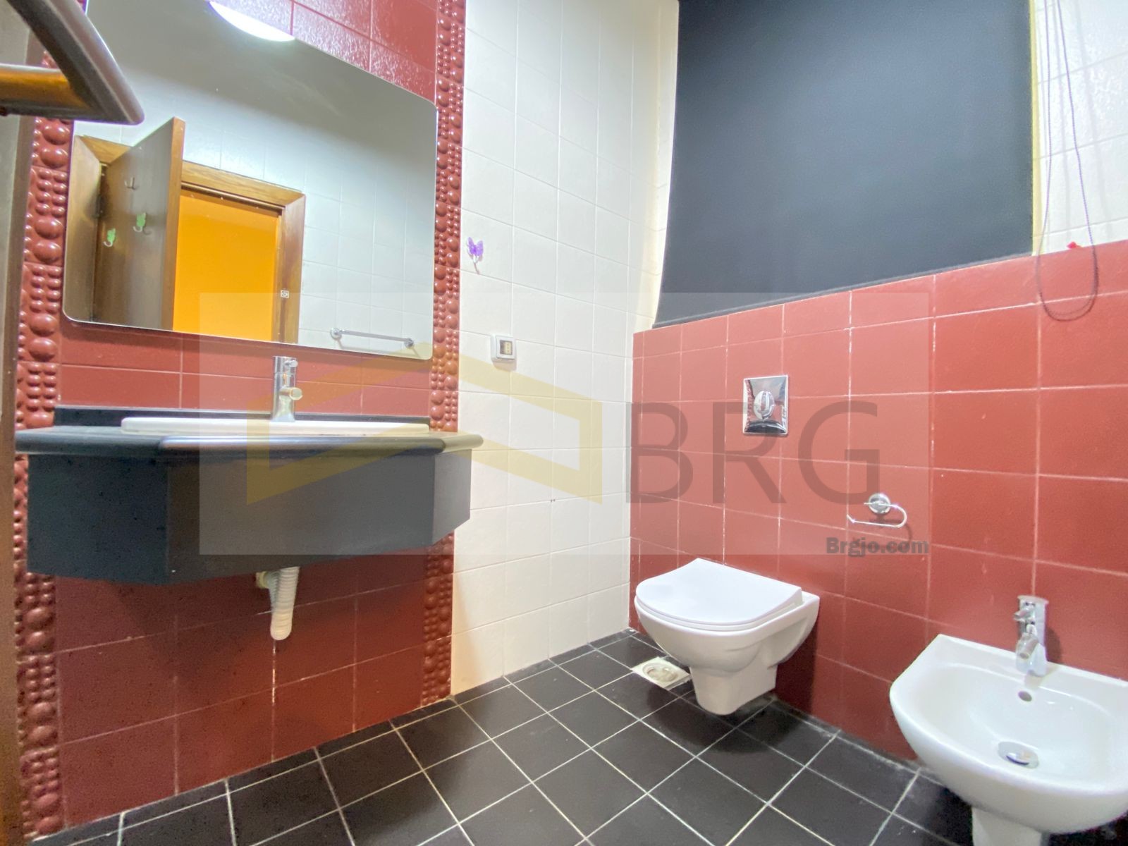 cf7fe33b-5168-45ae-8050-ae7269887ec4