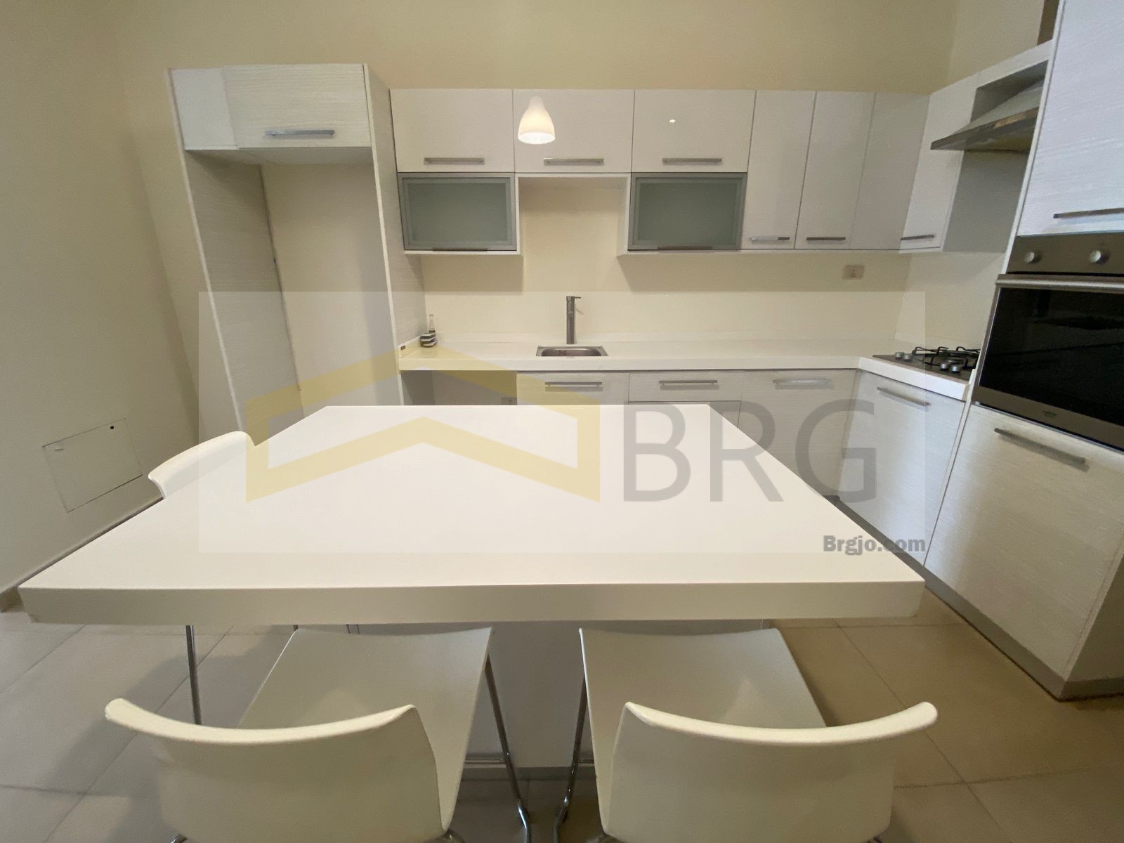 d8fd61fc-21c8-4d27-88c7-615069b44cba