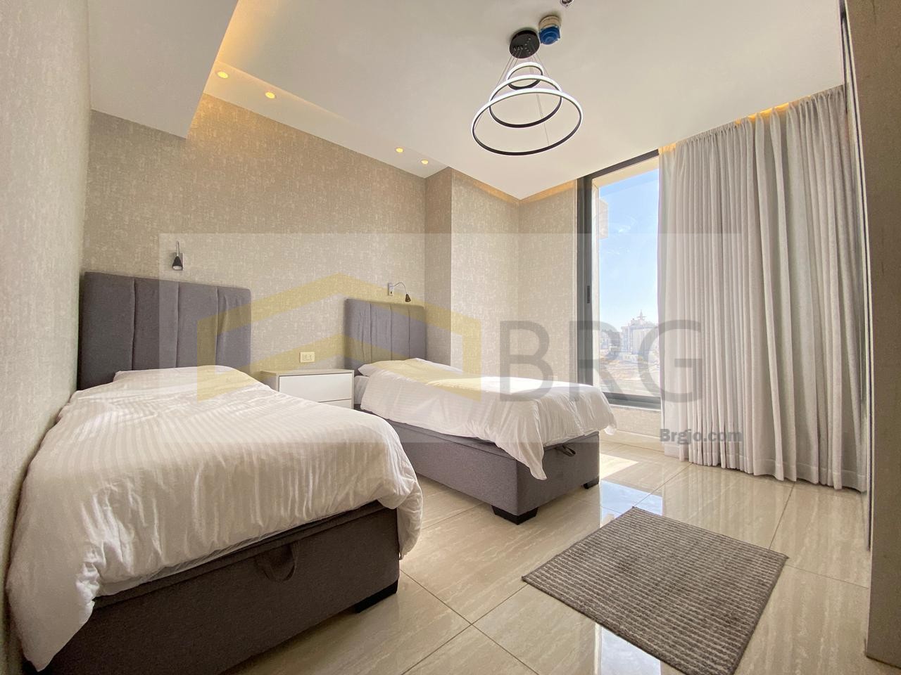 da8ec73c-9ef3-4baa-a85d-5a934c20cab3