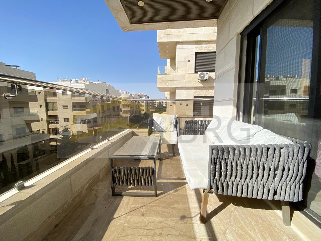 e028a688-8f7d-44d1-a94d-937eaeab850d