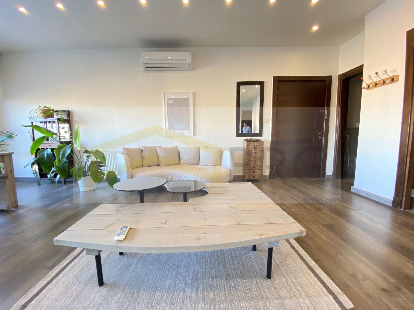 e4b4bbbf-b11d-49b2-bc3e-b03060d87b7b