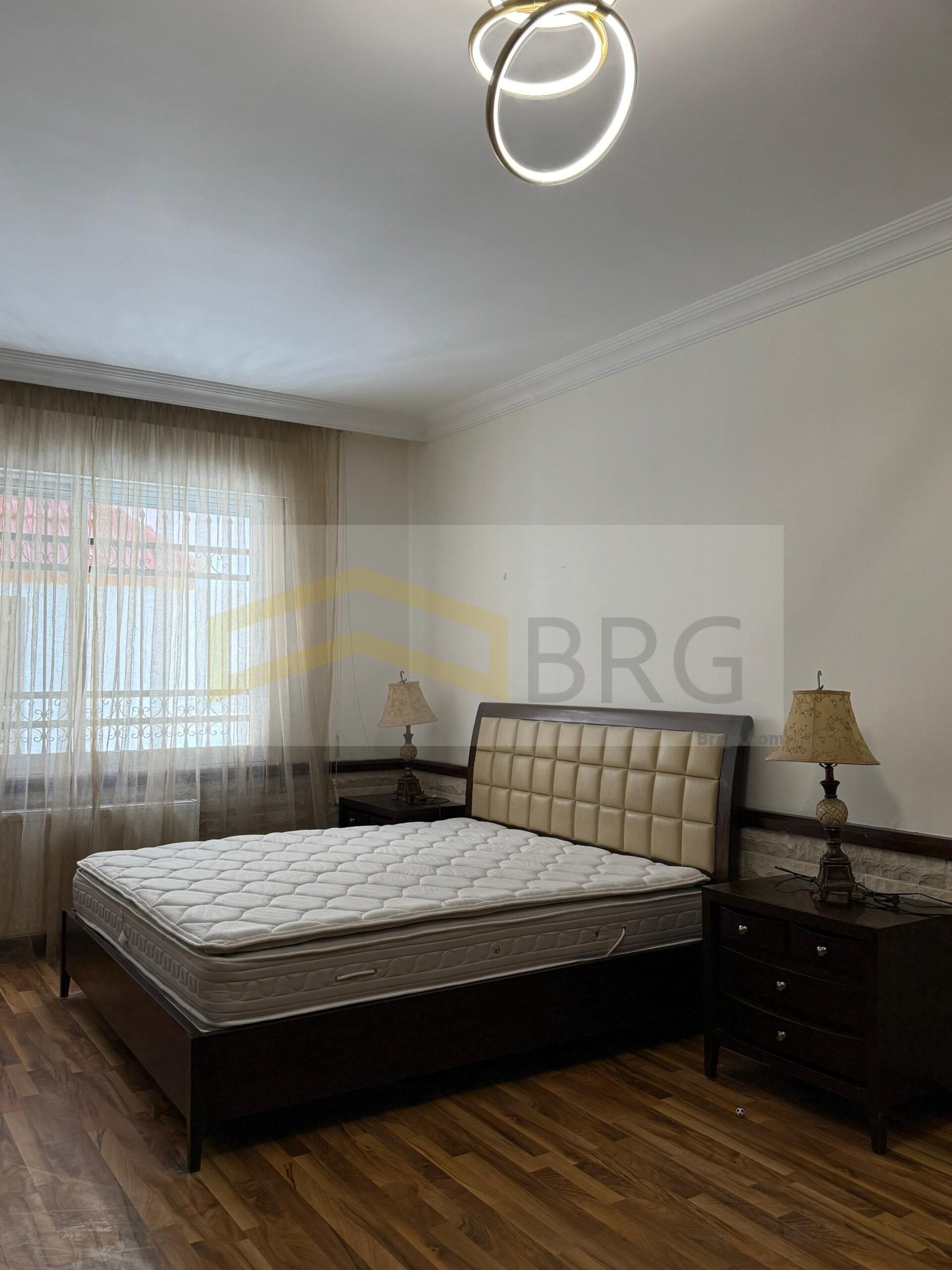 ee052f52-fa2b-4608-976a-dd612de0372d