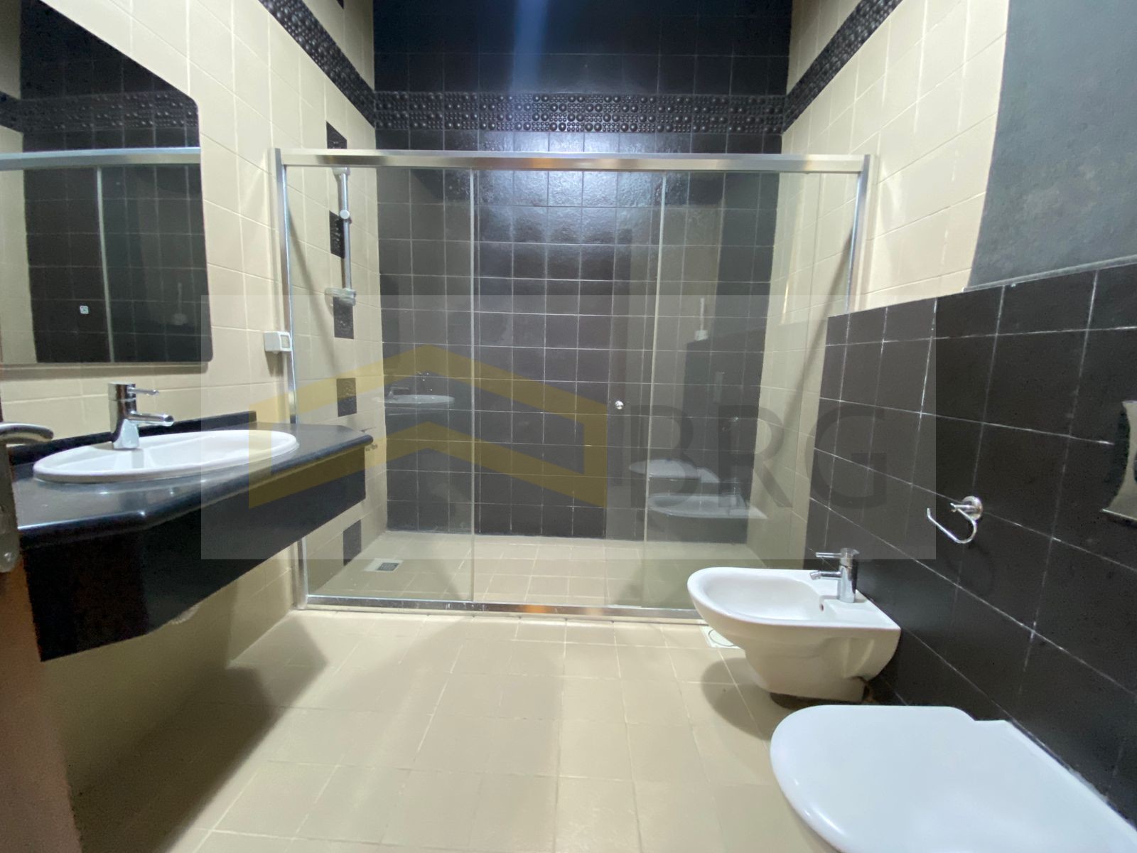 f175b5d6-d6e6-49e4-8fbe-d8b4b9a616d8