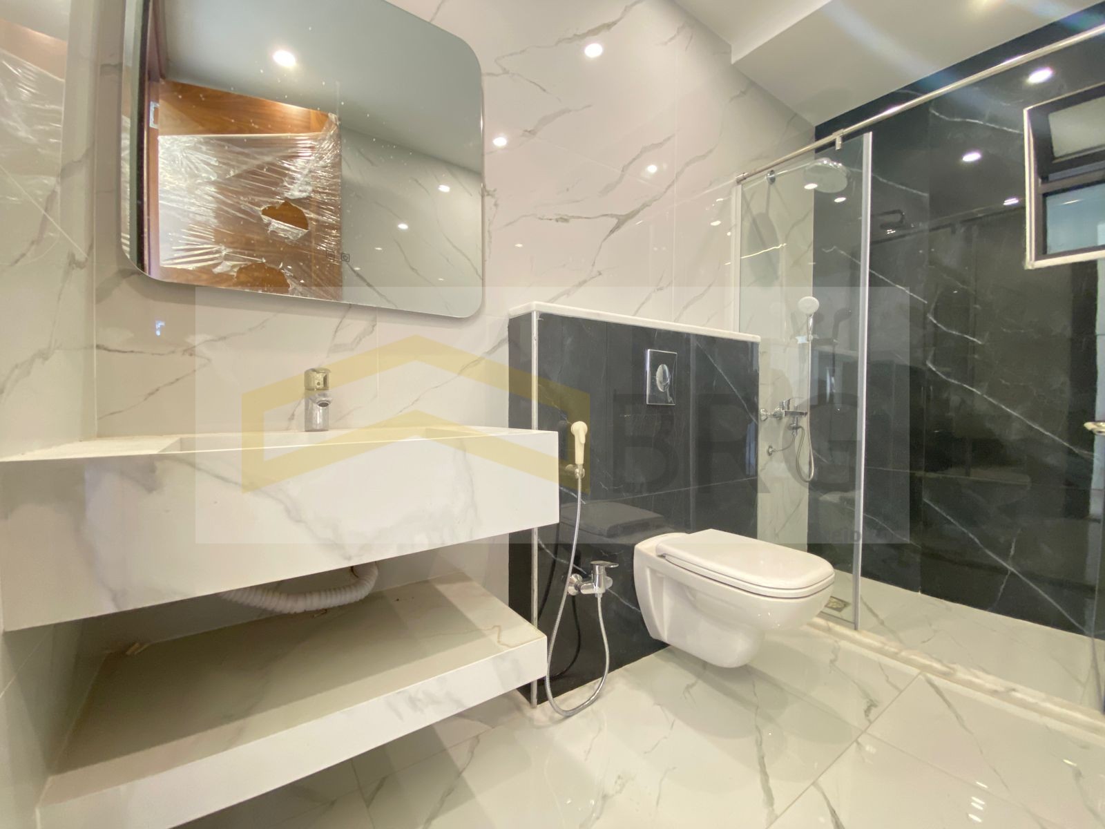 fba597a6-8096-4749-b14a-3d072502d394