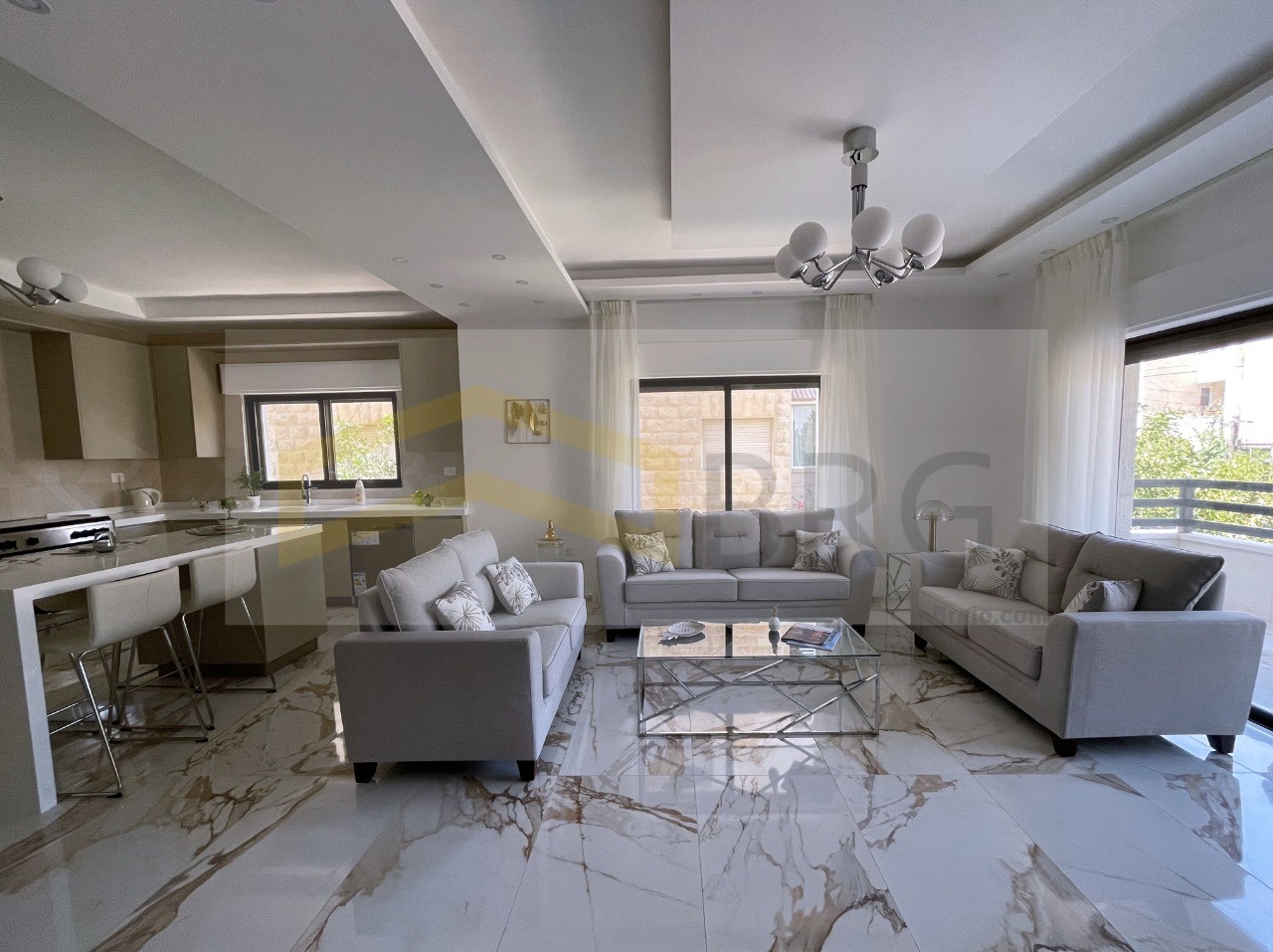 ffcd6fe7-f092-4df6-9383-1d3f296c3e47