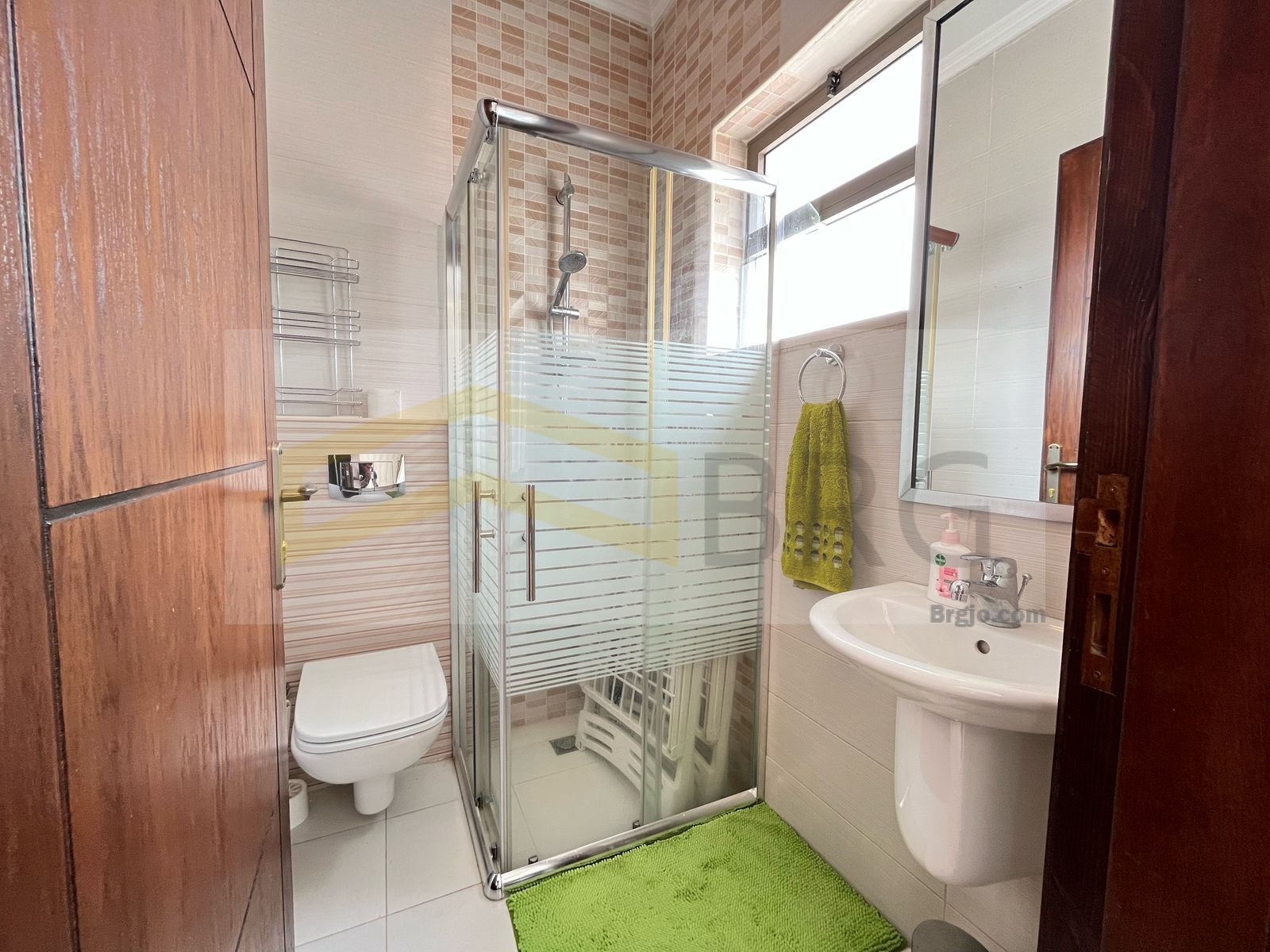 07ae40a5-bba4-4992-87ec-bb0fcf7d3156