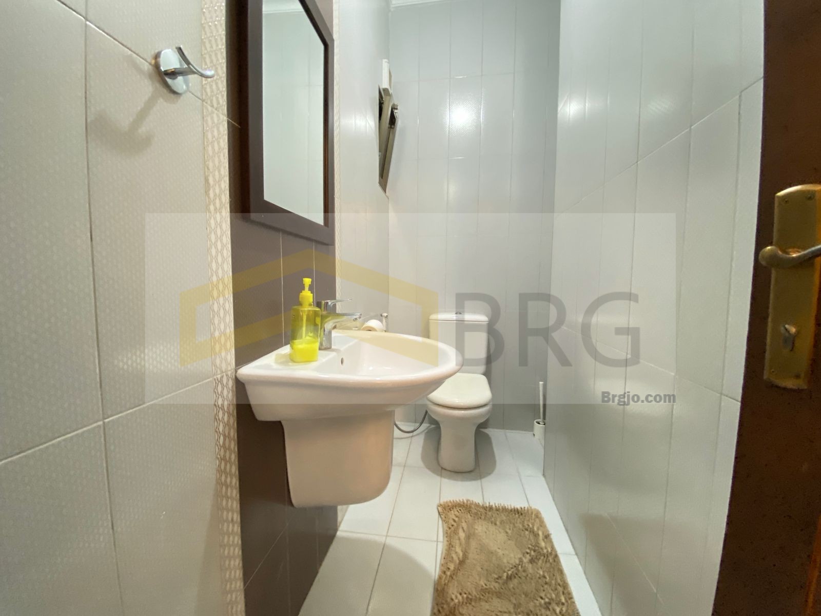 40209c01-570b-4acb-921d-2f5ac5aa4f94