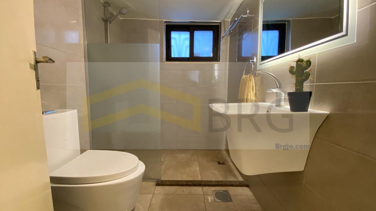 6425d9c3-b364-46f4-b165-d12cb0d9fcf3