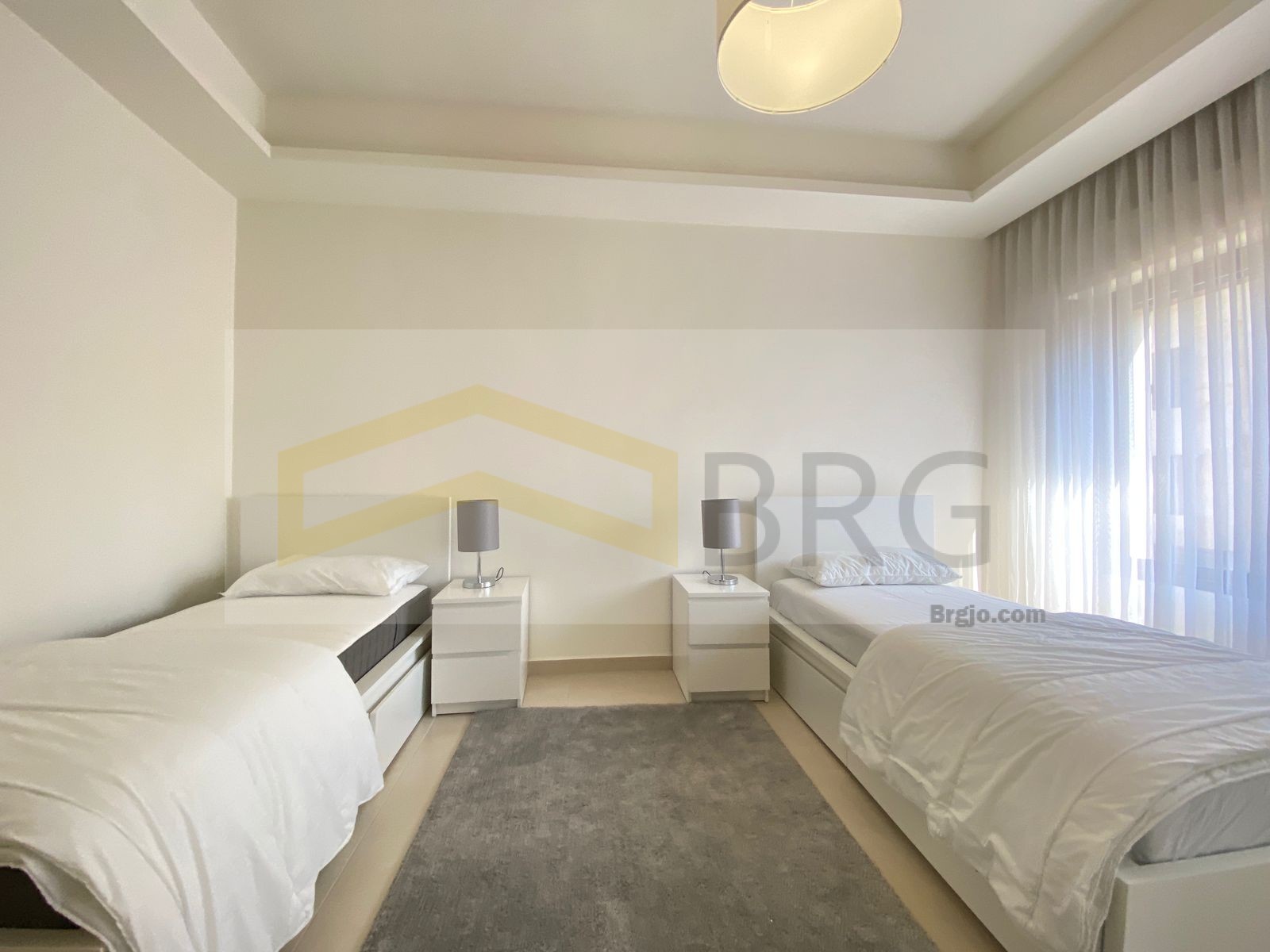 9acead59-6388-4c12-9e37-dfa6ce89f291