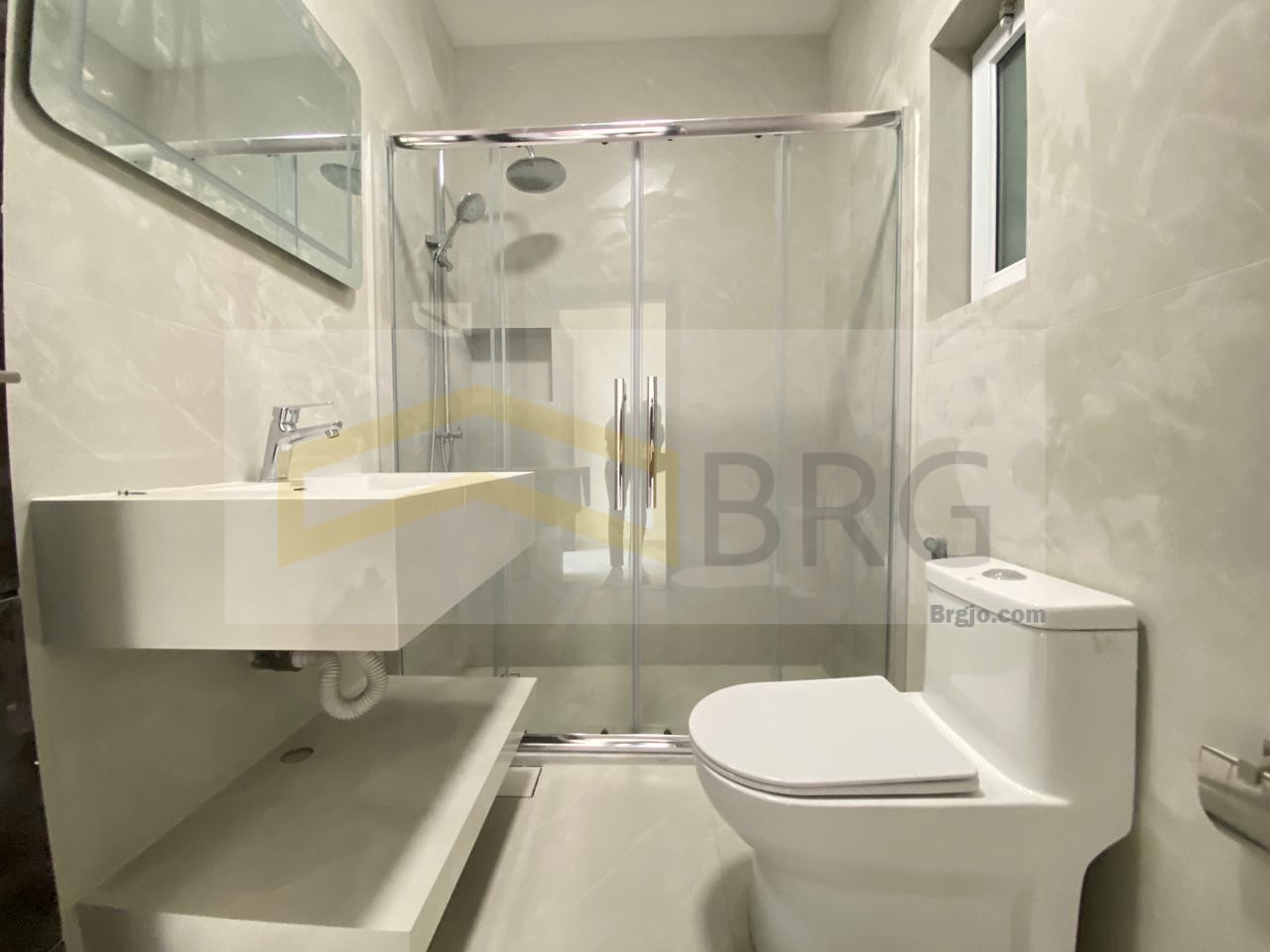 c76bd0f3-7bc1-4bcc-aff1-f906c693e309