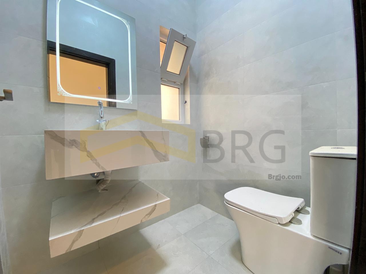 eb1fb299-ec1f-446f-888c-79225e566a9a