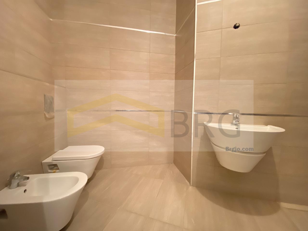 f339481d-5c1f-401b-890c-59e0bc18b9b0