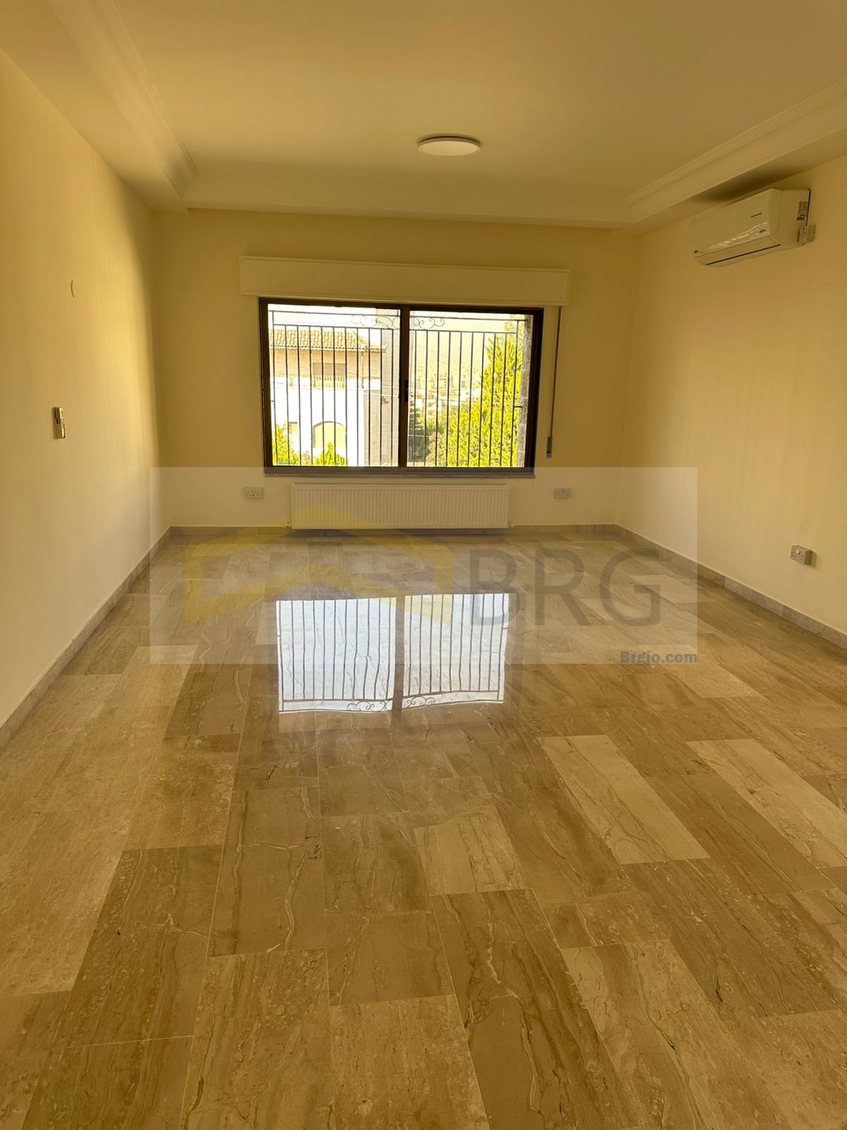 WhatsApp Image 2025-12-22 at 11.24.54 AM (2) Luxury property in Amman Jordan