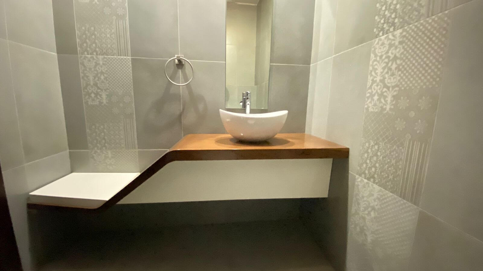 c23efe56-7449-4588-92f9-7e3aa2181408