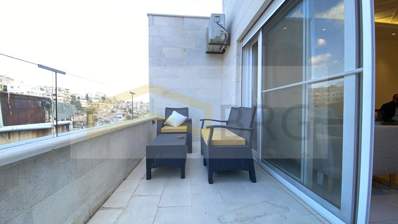 d0eb72f7-6d06-4000-bb65-15ab4aebab7e