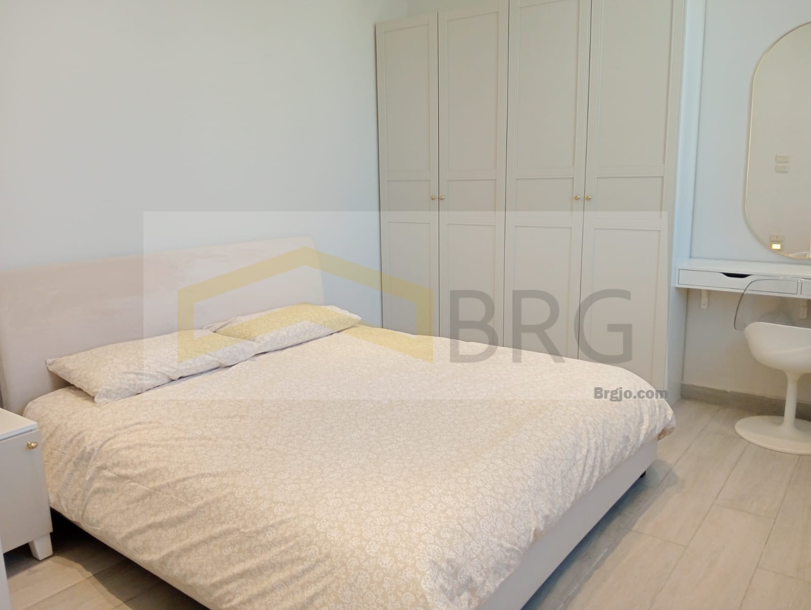 d8129efa-8969-4a54-ac99-78eddadbc7a2