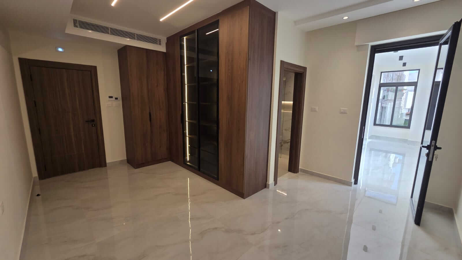 9898ec60 5f60 43ca 9804 8c5d53d4e6aa - BRG Real Estate Amman Jordan