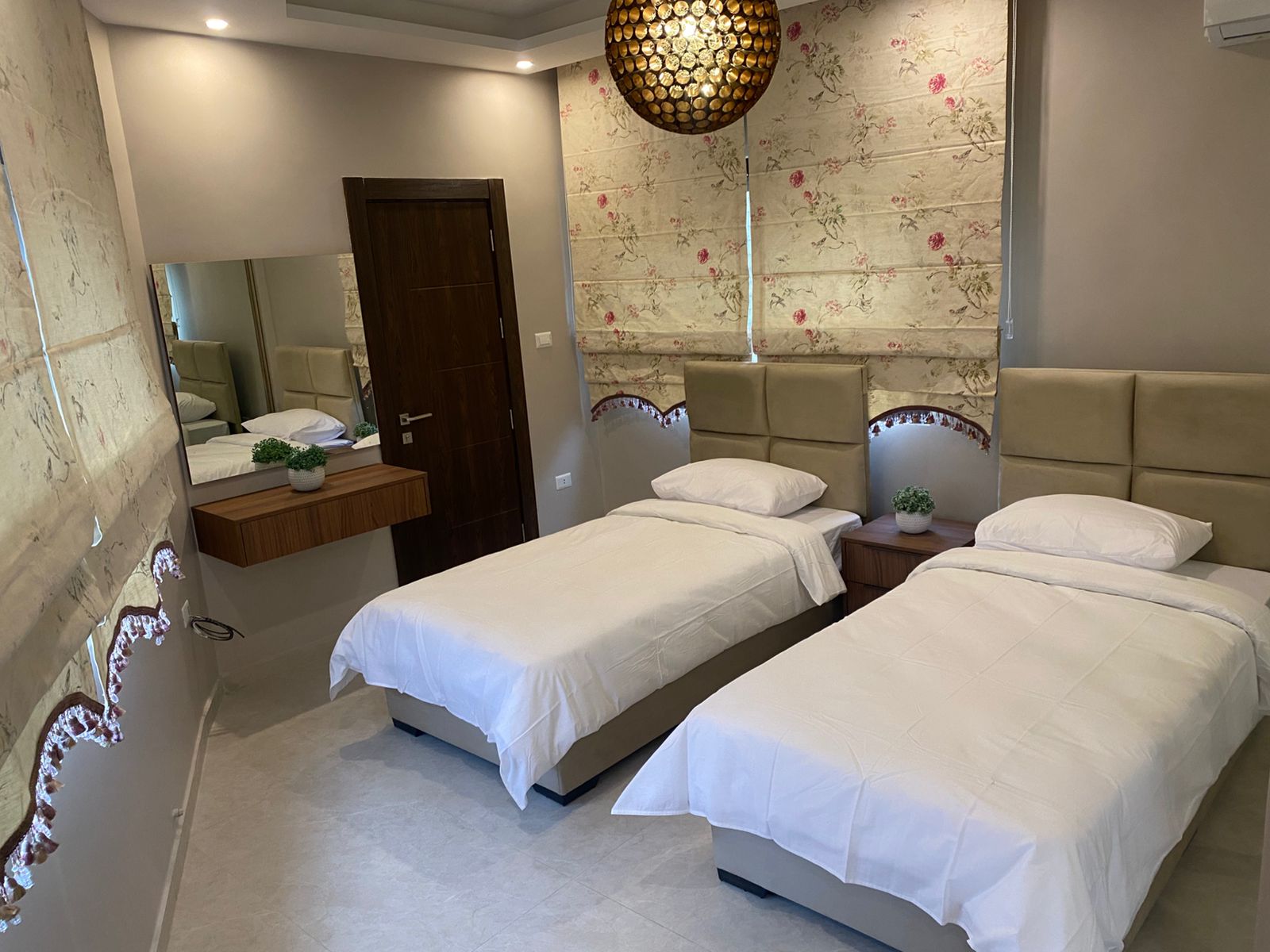 68a8fd48-3684-4c14-924a-8f240d8f3a02