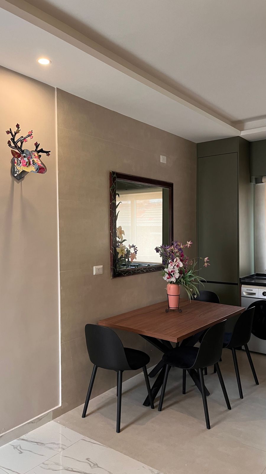 d4a1c99d-22b0-4a78-ba78-3d420d40be1b