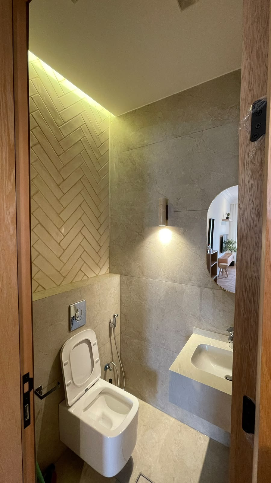 cdea34e7-6155-4fa7-9f9b-5e661b5266da